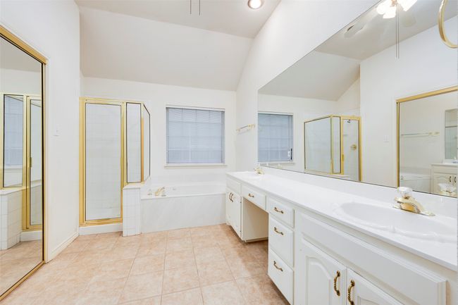 1010 Becker Dr, House other with 3 bedrooms, 2 bathrooms and null parking in Euless TX | Image 26