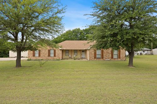 607 Lark Ln, Oak Leaf, TX, 75154-3841 | Card Image