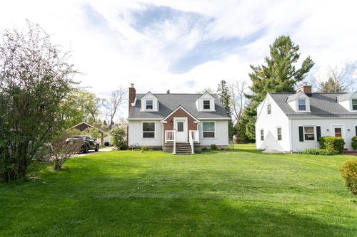 10540 W Spring Green Road, Greenfield, WI, 53228 | Card Image