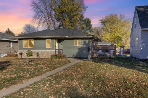 235 S Cedar Street, Belle Plaine, MN, 56011 | Card Image