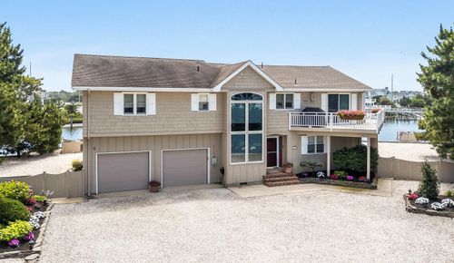 4817 4th Ave, Avalon, NJ, 08202-1538 | Card Image