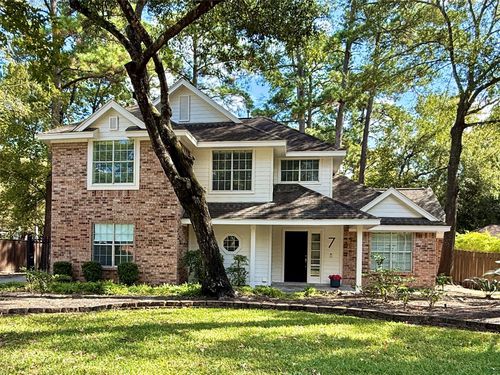 7 W Southfork Pines Cir, The Woodlands, TX, 77381-2543 | Card Image
