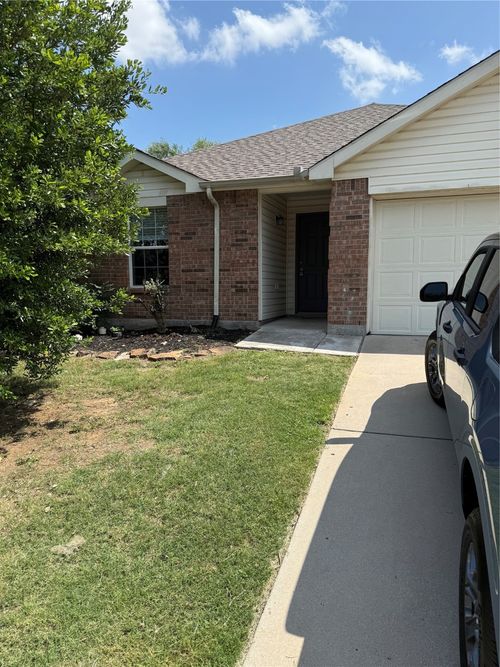 833 San Miguel Trl, Haslet, TX, 76052-4890 | Card Image