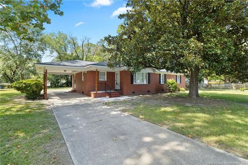 808 Hemlock Dr, Fayetteville, NC, 28304-4121 | Card Image