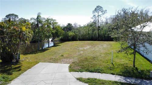 3260 Lunar St, NAPLES, FL, 34112-6214 | Card Image