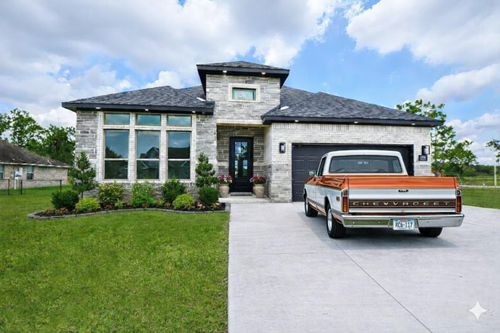 208 Silver Leaf St, Sweeny, TX, 77480 | Card Image