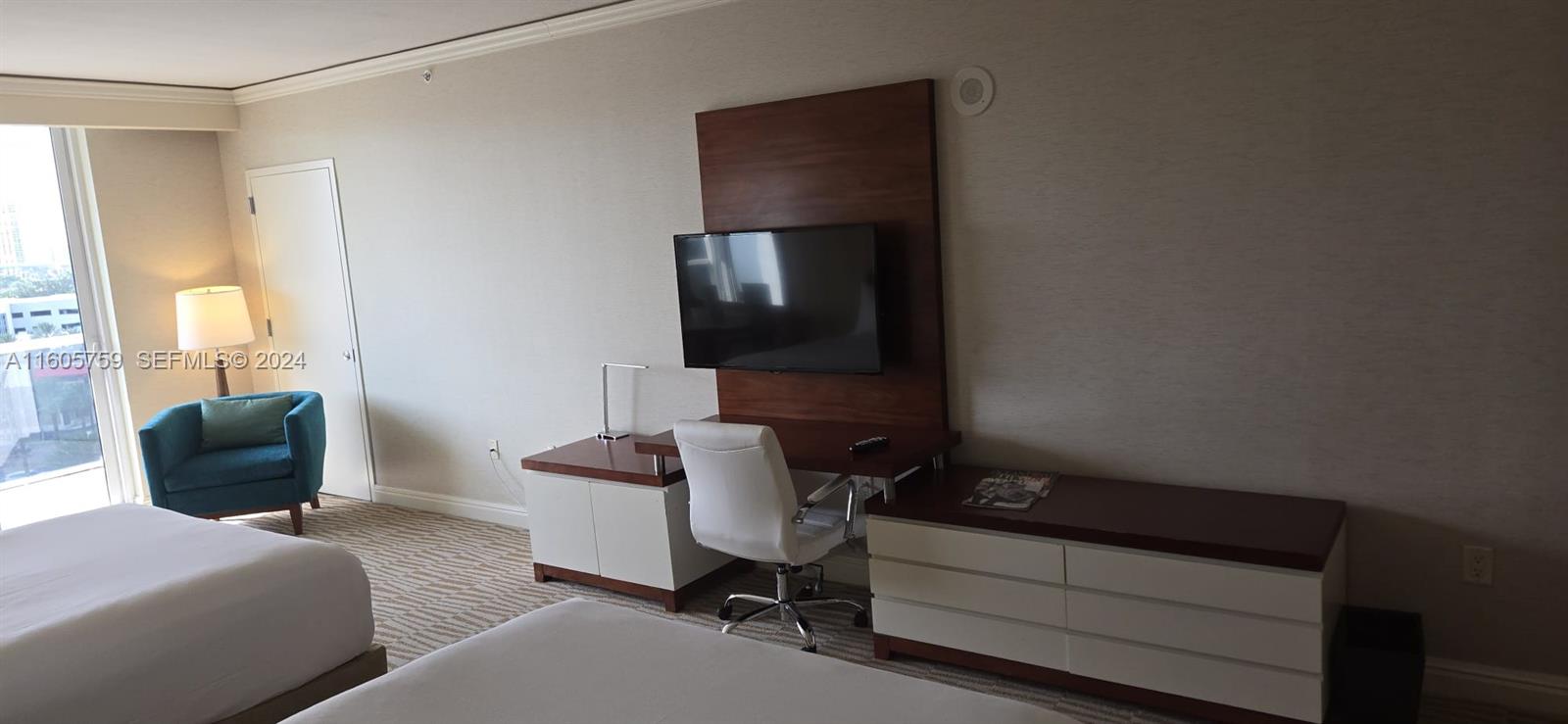 Residential in Sunny Isles Beach 4