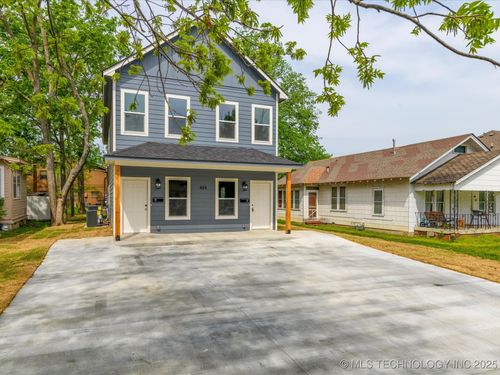 423 Wyandotte Ave, Bartlesville, OK, 74003-4042 | Card Image