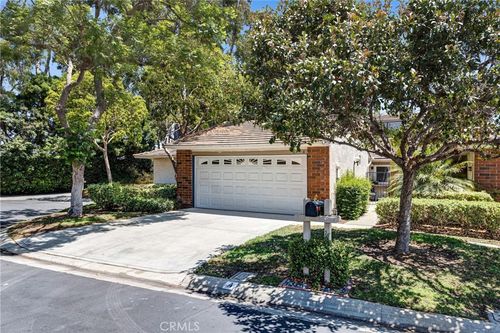 4 Dogwood N, Irvine, CA, 92612-2323 | Card Image