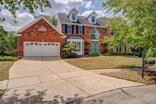 9 Timber Ridge Estates Ct, Wildwood, MO, 63011-1963 | Card Image