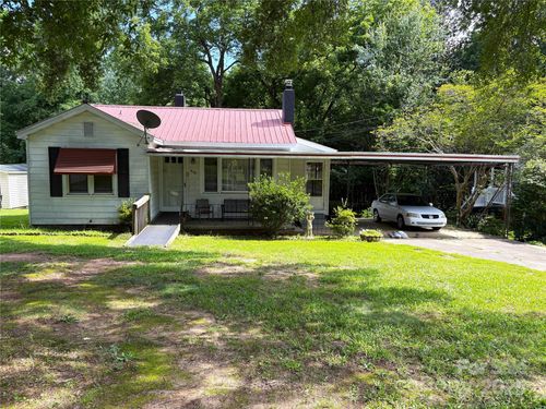 438 Faith Dr Sw, Concord, NC, 28027-6930 | Card Image