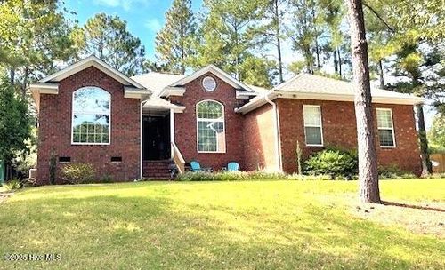 125 Pitch Pine Ln, Pinehurst, NC, 28374-9218 | Card Image
