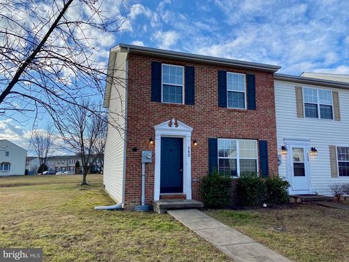 142 Surrey Club Ln, STEPHENS CITY, VA, 22655-2130 | Card Image