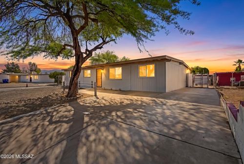 8534 E Ruby Drive, Tucson, AZ, 85730 | Card Image