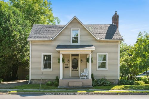 218 Gore St E, Perth, ON, K7H1K7 | Card Image