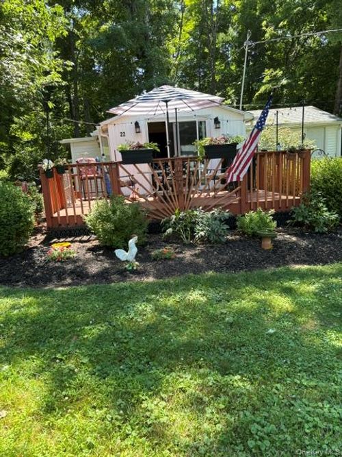22-22 Gardenia Cir, Hopewell Junction, NY, 12533-8412 | Card Image