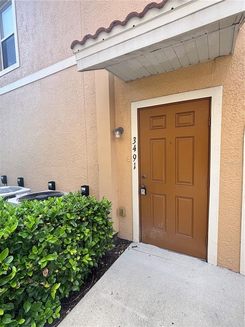 16-201-3491 Parkridge Cir, SARASOTA, FL, 34243-1416 | Card Image