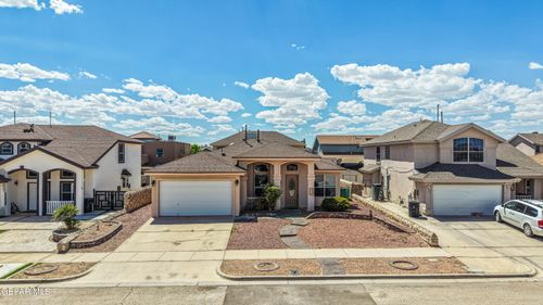 437 Sand Verbena St, Horizon City, TX, 79928-5570 | Card Image