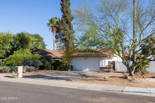 5246 E Winchcomb Dr, Scottsdale, AZ, 85254-2936 | Card Image