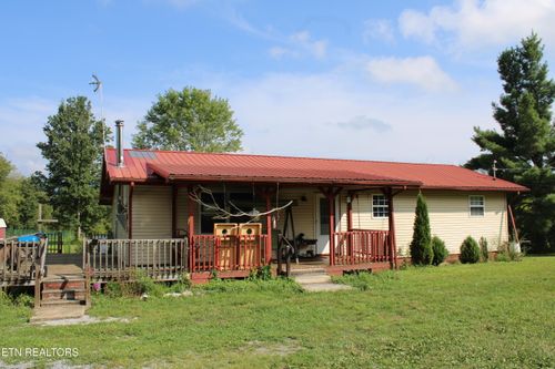 586 Back Valley Rd, Speedwell, TN, 37870-7609 | Card Image