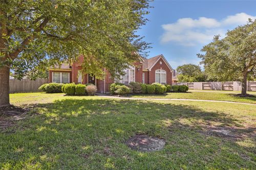 11326 Dawnheath Dr, Cypress, TX, 77433-2195 | Card Image