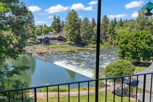 232-233-1565 Nw Wall St, Bend, OR, 97703-1969 | Card Image