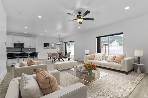 711 W 660 S, Tooele, UT, 84074-3258 | Card Image