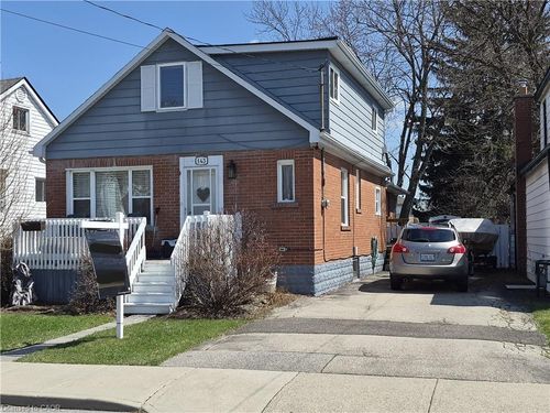 143 Walter Ave S, Hamilton, ON, L8K3K8 | Card Image