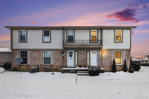 35213 Taffy Dr, Sterling Heights, MI, 48312-3546 | Card Image