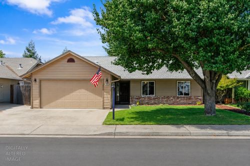 450 Arboles Way, Oakdale, CA, 95361 | Card Image
