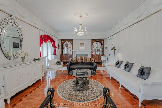 20763 Old Highway 2, House other with 4 bedrooms, 4 bathrooms and 15 parking in Lancaster ON | Image 11