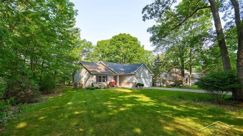 878 S Crooked Tree Ln, Midland, MI, 48640-7606 | Card Image