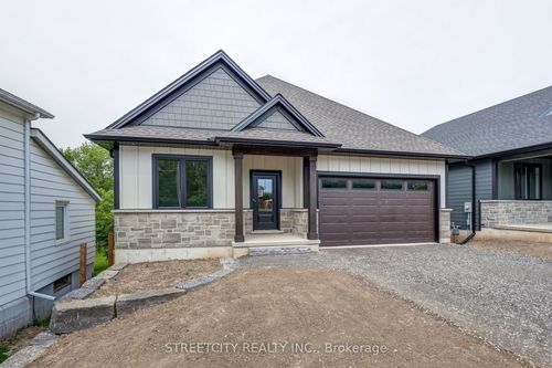 8088 Union Rd, Fingal, ON, N0L1K0 | Card Image