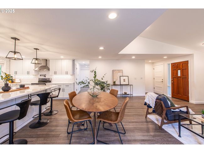 2677 Chad Dr, House other with 3 bedrooms, 2 bathrooms and 2 parking in Eugene OR | Image 10