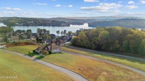 220 Grandville Ct, Vonore, TN, 37885-5357 | Card Image