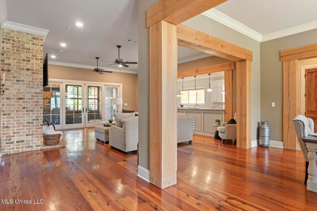 430 Johnstone-18 | Image 11