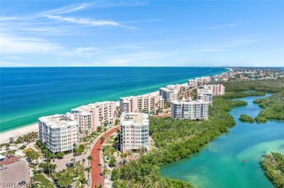 Bird's eye view with a water view | Image 2