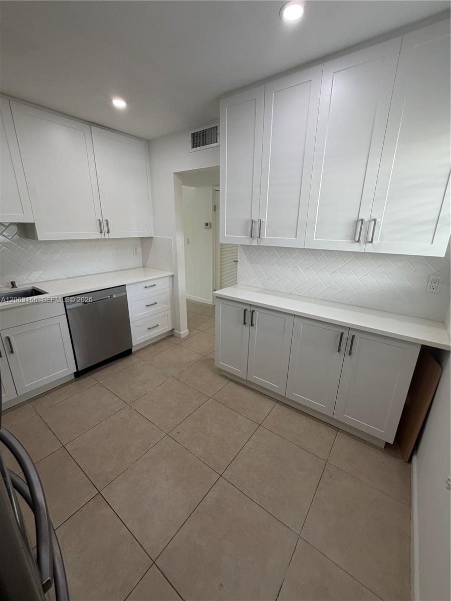 Residential Lease in Miami 3