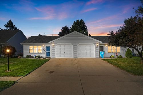 810 Apple Hill Way, Angola, IN, 46703-1600 | Card Image