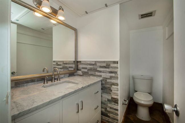 APT-269 - 10578 High Hollows Dr, Condo with 2 bedrooms, 3 bathrooms and null parking in Dallas TX | Image 13