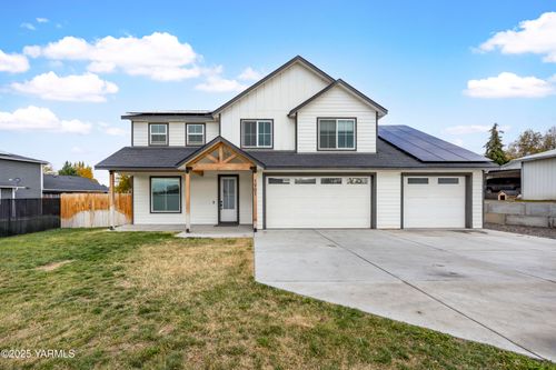 1901 Beacon Rd, Grandview, WA, 98930-9429 | Card Image