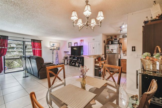 C - 6015 Laketree Lane, Condo with 2 bedrooms, 2 bathrooms and null parking in Temple Terrace FL | Image 35