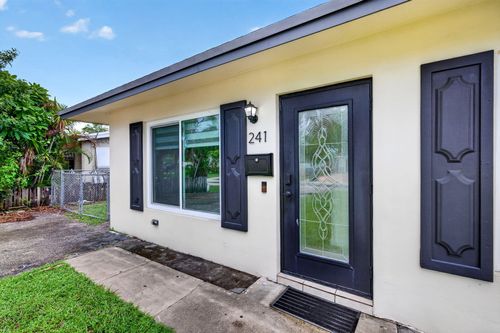 241 Nw 49th St, Oakland Park, FL, 33309-3273 | Card Image