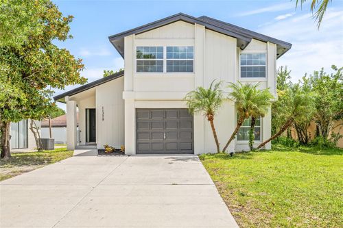 11379 Brookgreen Dr, TAMPA, FL, 33624-5205 | Card Image