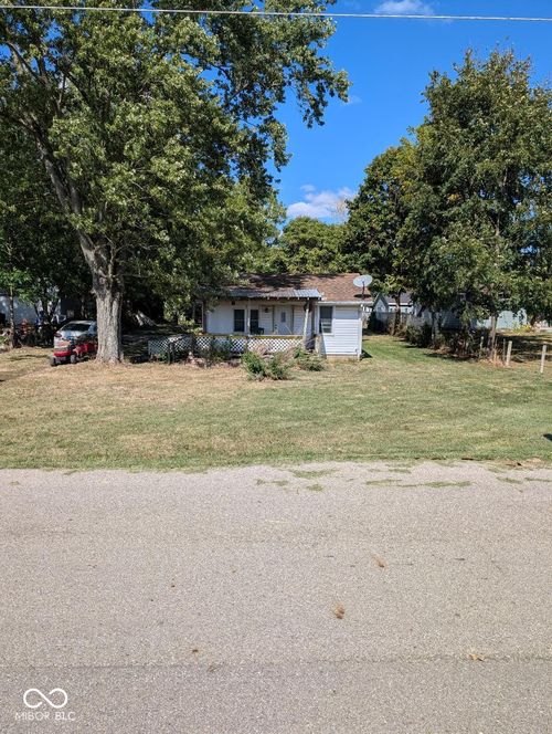 2294 E Eden Rd, Greenfield, IN, 46140-8338 | Card Image