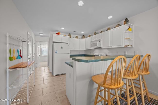 Kitchen | Image 10