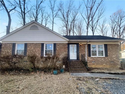 3222 S Elm Eugene Street, Greensboro, NC, 27406 | Card Image