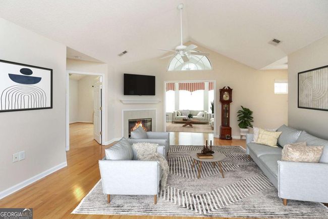 1107 Sweet Apple Cir, Condo with 2 bedrooms, 2 bathrooms and null parking in Alpharetta GA | Image 6