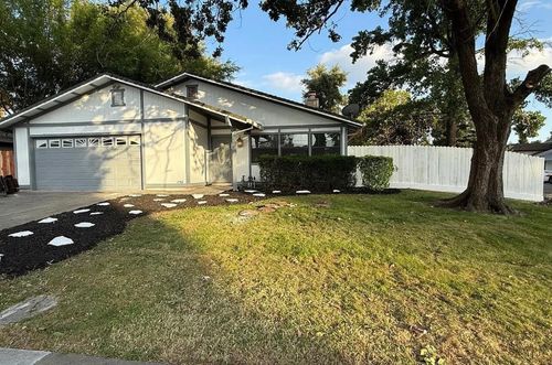 1450 Oak Nob Way, Sacramento, CA, 95833-1617 | Card Image