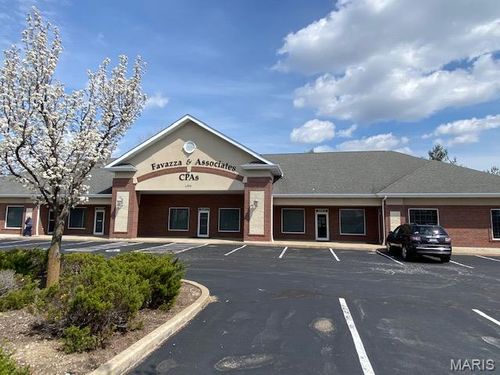 1405 Jungermann Rd, Saint Peters, MO, 63376-7377 | Card Image